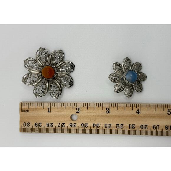 Vintage Silver Tone Flower Brooches Interchangeable Bead Center Set of 2 (0016) - Picture 6 of 6